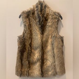TCEC faux Teddy fur vest-  Size Medium
